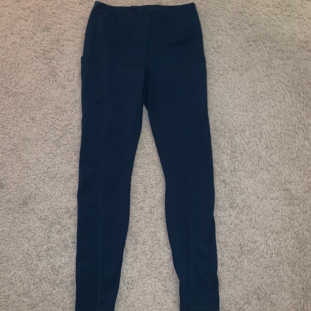 BARELY WORN YOGALICIOUS leggings